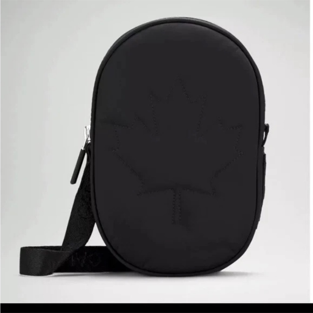 NWT Lululemon NWT Future Legacy Crossbody Bag - Team Canada 22 - Black